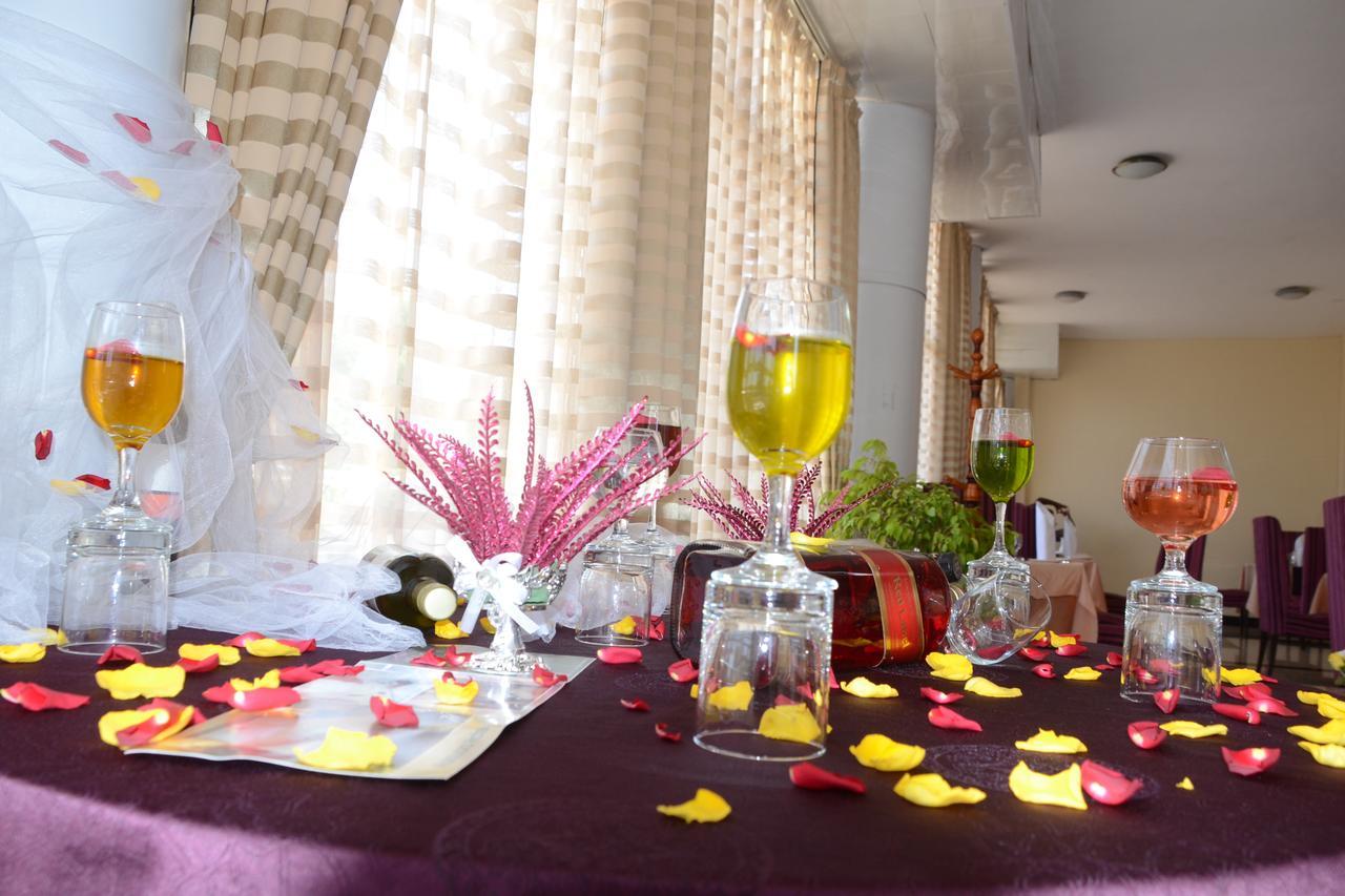 Asinuara Hotel Bahir Dar Exterior foto